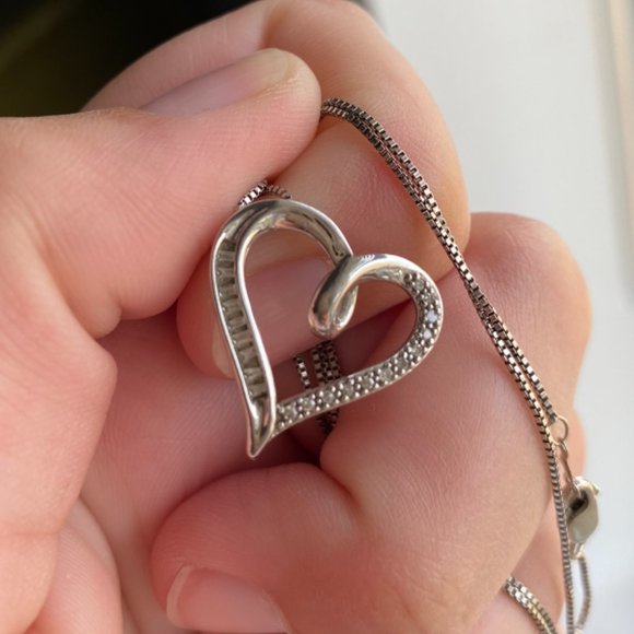 Diamond Heart Pendant Necklace - Picture 1 of 2